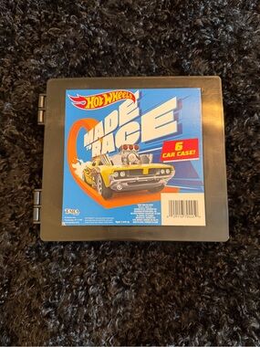Hot Wheels Black 6-🏎️ Carrying Case